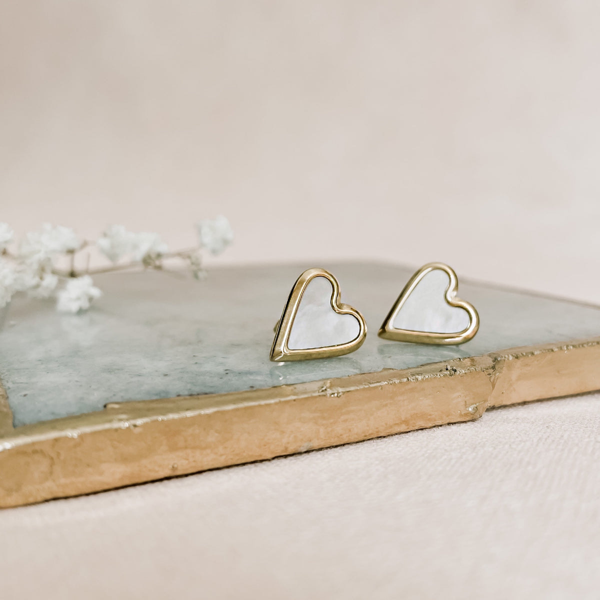 Nicole Pearl Shell Heart Stud Earrings – the stack society